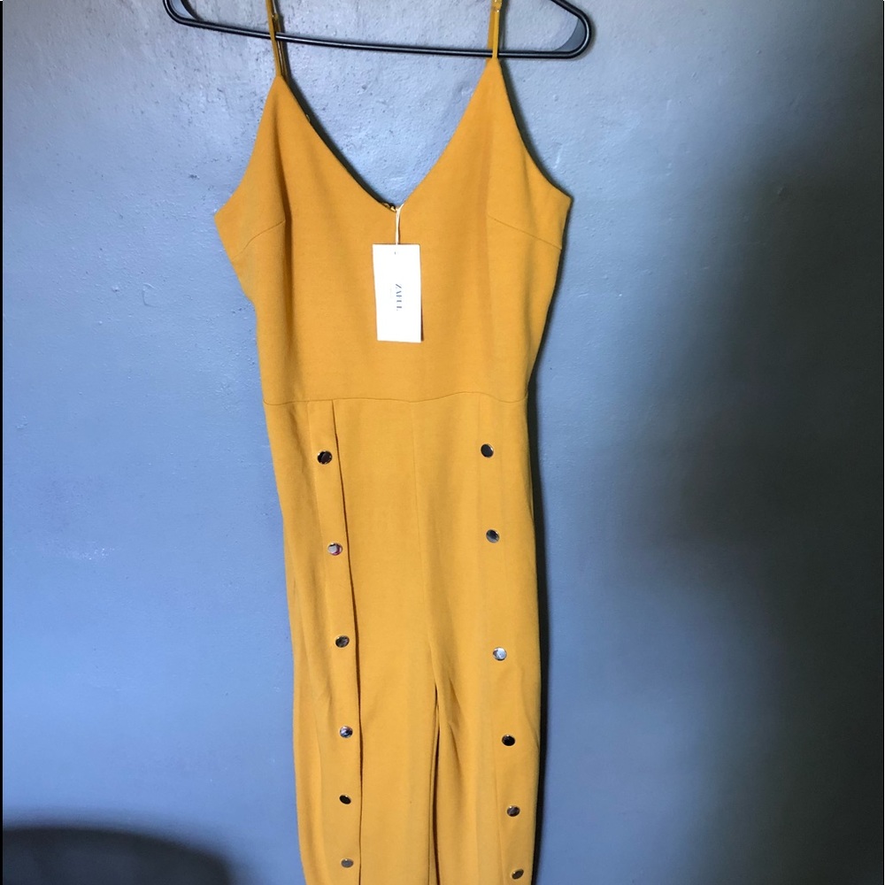 Mustard Jumper